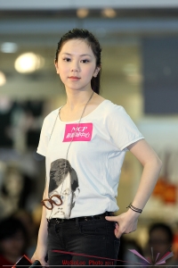 G.E.M(�H����)@�s����20110418 (1671 views)